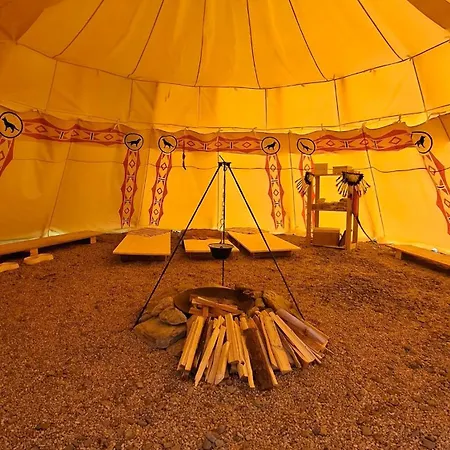 Teepee U Vlciho Potoka